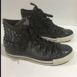 EDGY CHOCOLATE BROWN STUDDED CONVERSE .. YUM..Sz5